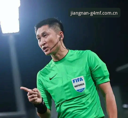 裁判马宁不看球迷评论，那他靠什么登上世界杯舞台？